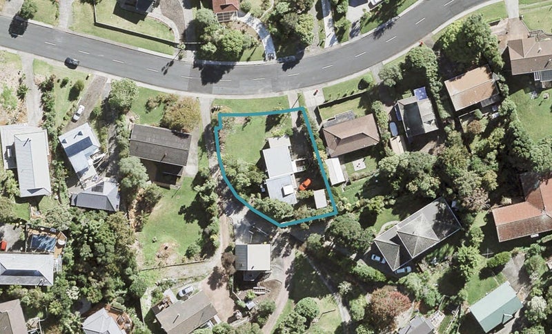 2/126 Stredwick Drive, Torbay, Auckland - Carousel 1
