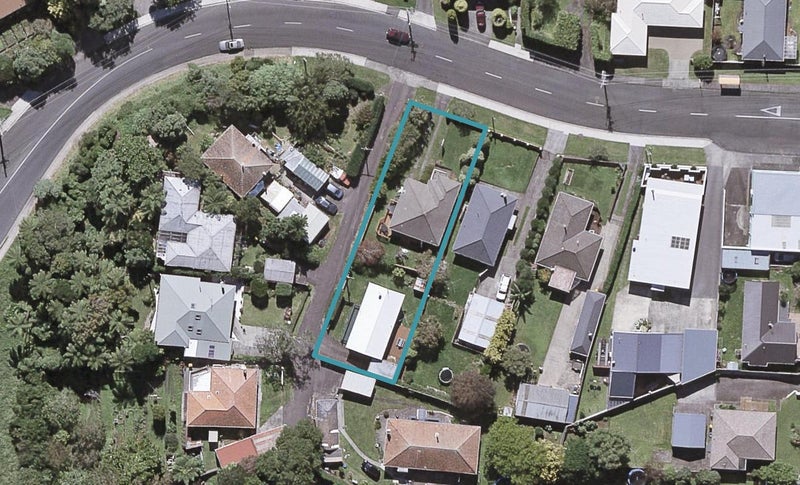 292A Huatoki Street, Upper Vogeltown, New Plymouth - Carousel 1