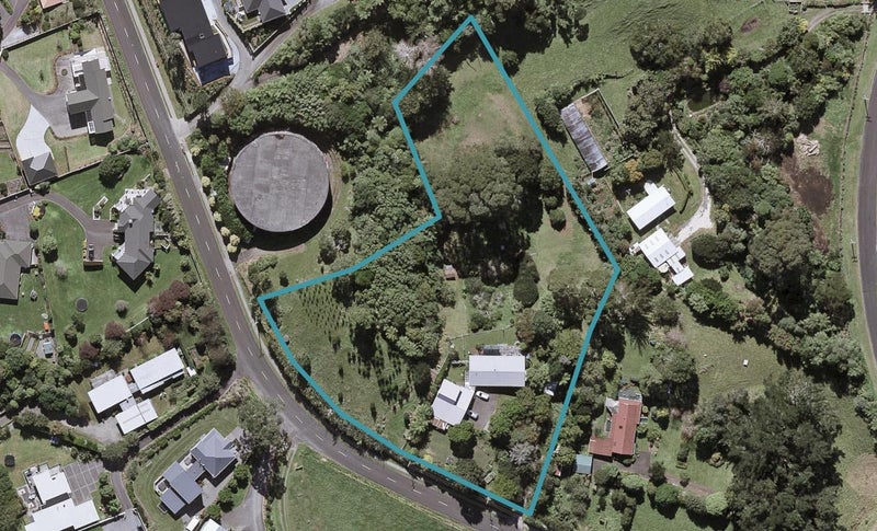59 Veale Road, Ridgewood, New Plymouth - Carousel 1