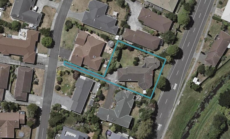 8 Pinewood Grove, Paraparaumu Beach, Paraparaumu - Carousel 1