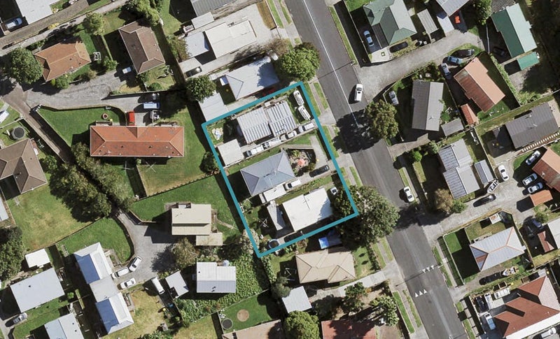 1/8 Barneys Farm Road, Clendon Park, Auckland - Carousel 1