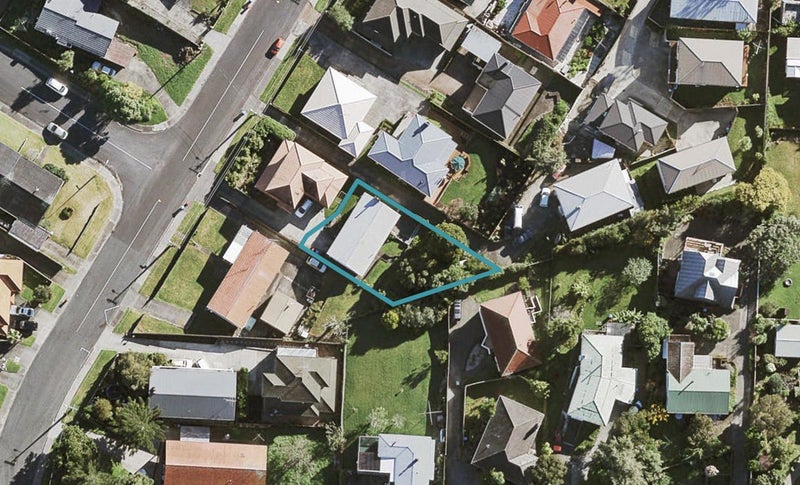 17 Quona Avenue, Mount Roskill, Auckland - Carousel 1