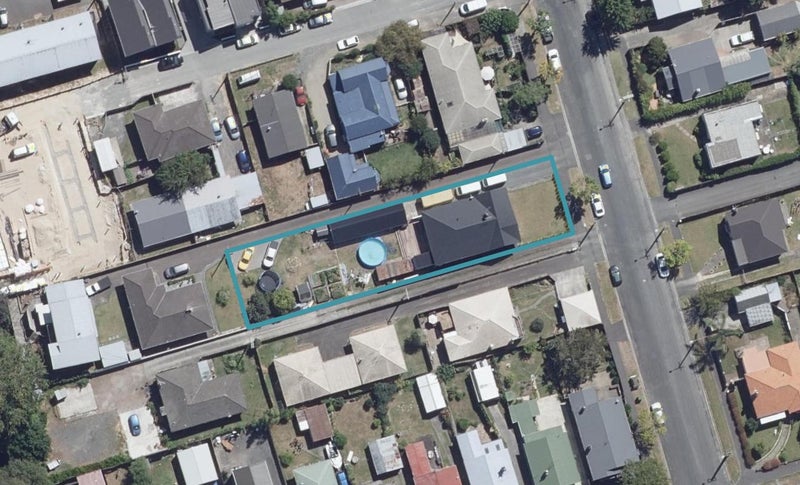 151 Nixon Street, Hamilton East, Hamilton - Carousel 1
