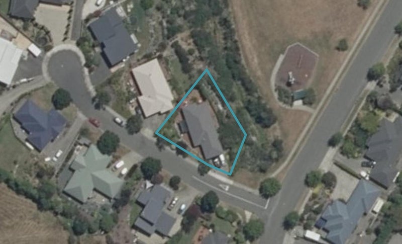4 Burnside Terrace, Atawhai, Nelson - Carousel 1