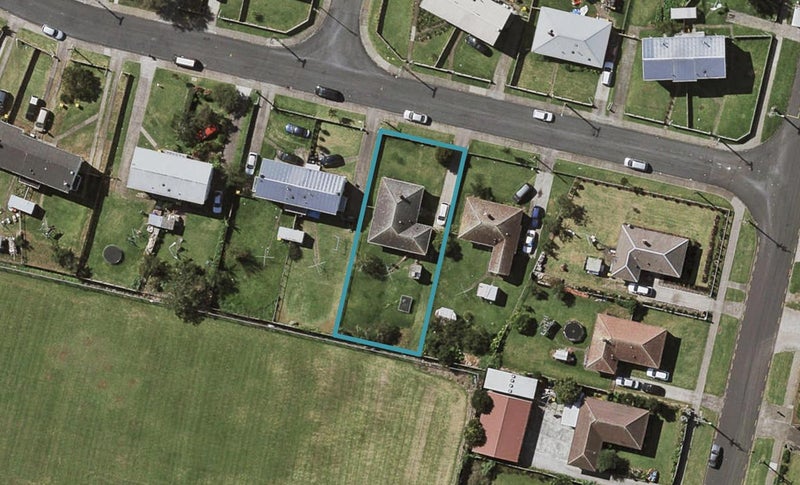 6 Franich Street, Otara, Auckland - Carousel 1