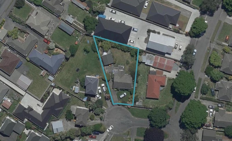 6 Lyall Place, Bryndwr, Christchurch - Carousel 1