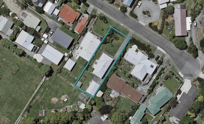 6 Wedgewood Grove, Raumati Beach, Paraparaumu - Carousel 1