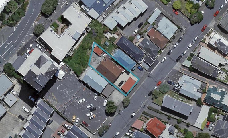 37 Roxburgh Street, Mount Victoria, Wellington - Carousel 1