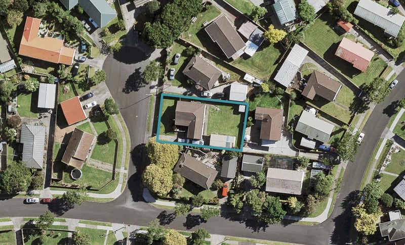 3 Barcroft Place, Clendon Park, Auckland - Carousel 1