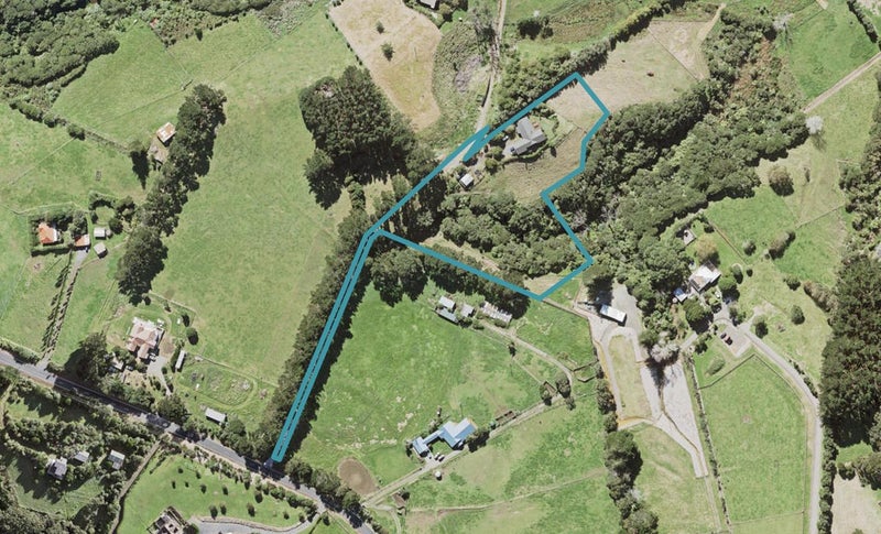 562 Oaia Road, Waimauku - Carousel 1