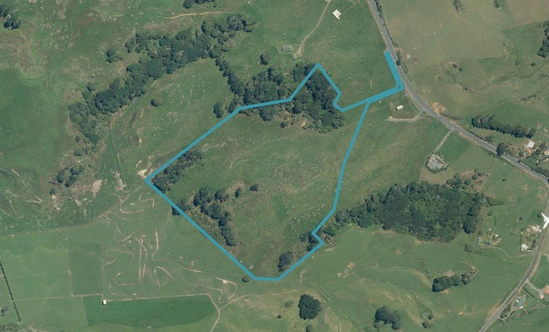 1203 Awhitu Road, Pollok - Carousel 1