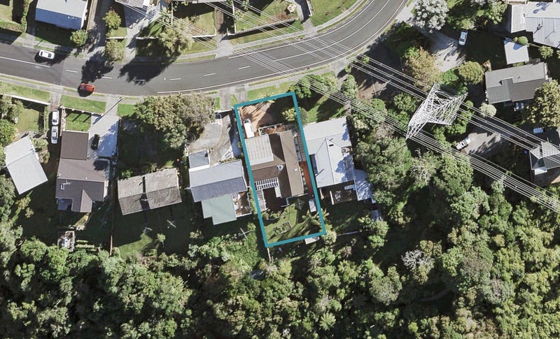 38 Canberra Avenue, Lynfield, Auckland - Carousel 1
