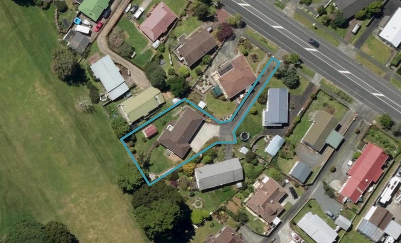 125 Paramount Parade, Tikipunga, Whangarei - Carousel 1