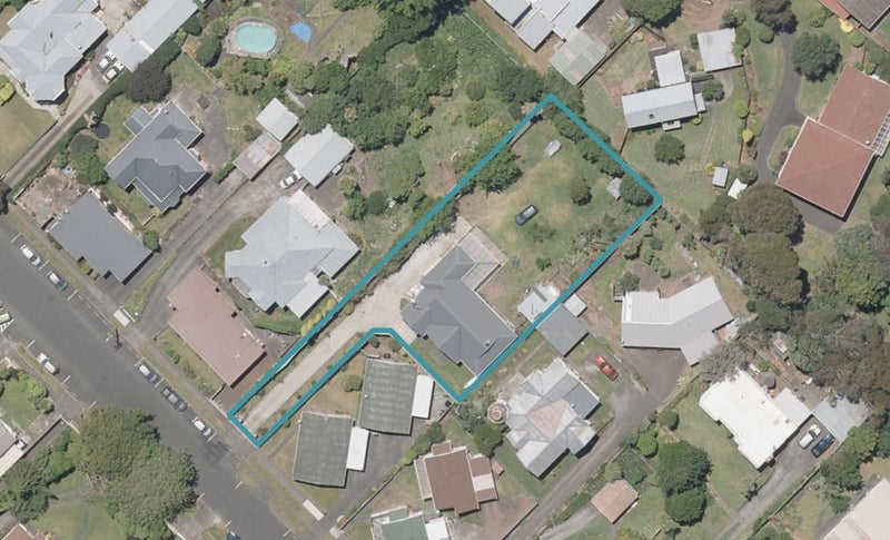 8 Caius Avenue, Gonville, Whanganui - Carousel 1