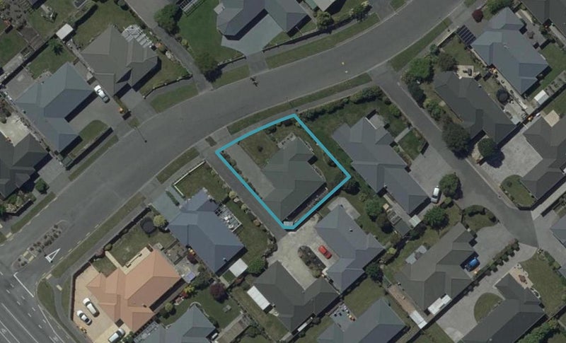10 Awatea Gardens, Wigram, Christchurch - Carousel 1