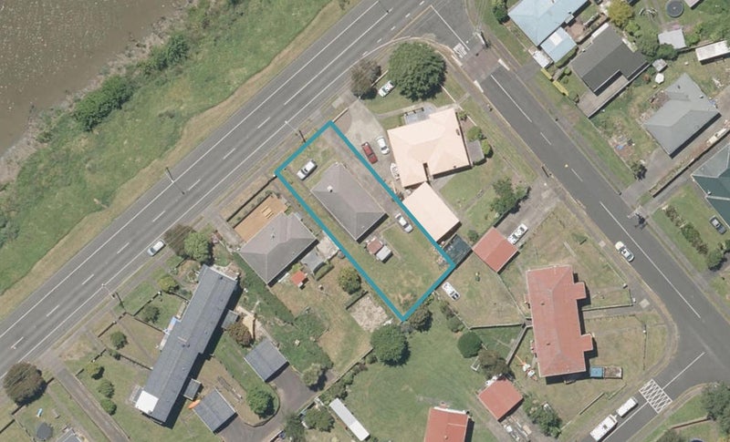 216 Anzac Parade, Whanganui East, Whanganui - Carousel 1