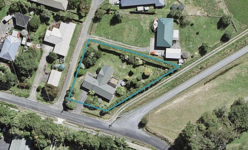21 Lockwood Road, Papakura - Carousel 1