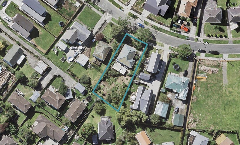 7 Melling Street, Glen Innes, Auckland - Carousel 1