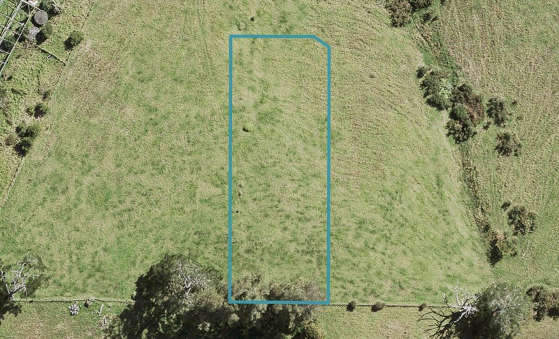 18 Kātote Avenue, Swanson, Auckland - Carousel 1