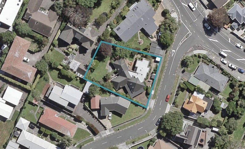 89 Wai-Iti Crescent, Woburn, Lower Hutt - Carousel 1