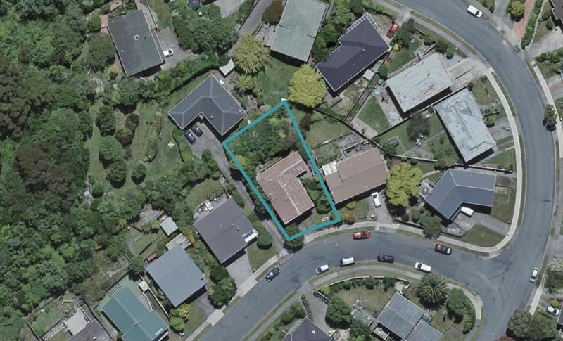 6 Katarina Grove, Tawa, Wellington - Carousel 1