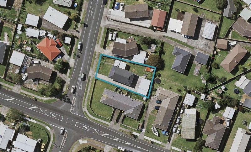 58 Othello Drive, Clover Park, Auckland - Carousel 1