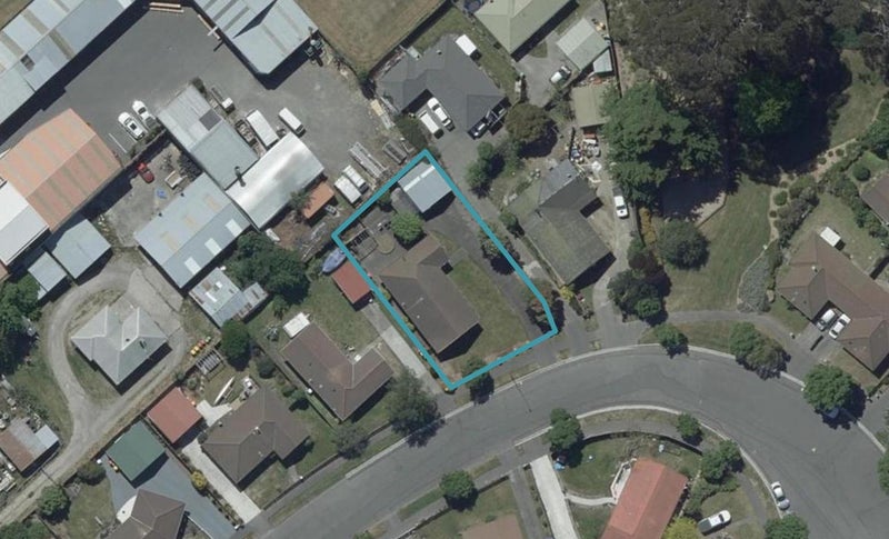 11 McHaffies Place, Wainoni, Christchurch - Carousel 1
