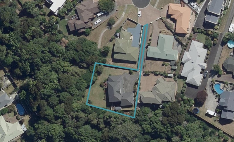 9 Sunset Close, Western Heights, Hamilton - Carousel 1