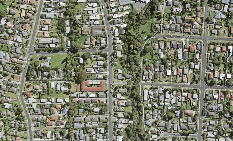 74 Glendale Road, Glen Eden, Auckland - Carousel 1