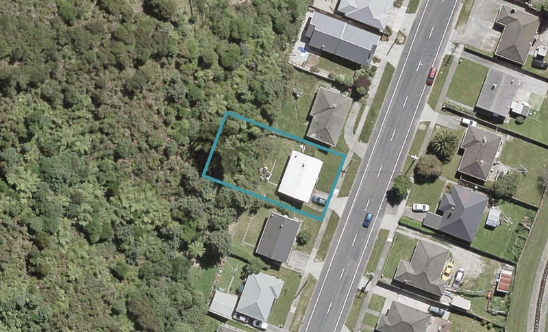 142 George Street, Stokes Valley, Lower Hutt - Carousel 1
