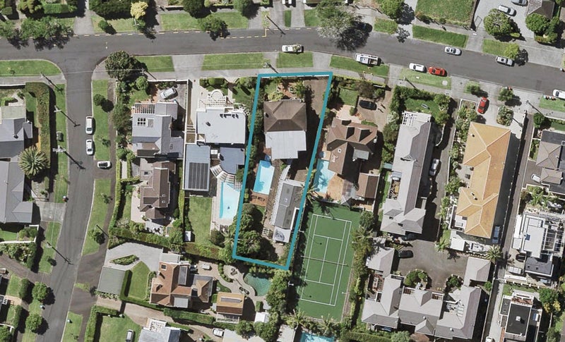 29 Ronaki Road, Mission Bay, Auckland - Carousel 1
