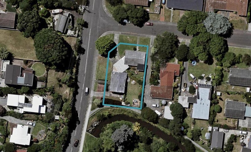 32 Matatua Road, Raumati Beach, Paraparaumu - Carousel 1