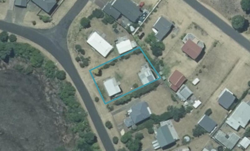 43 Riverview Road, Cooks Beach - Carousel 1