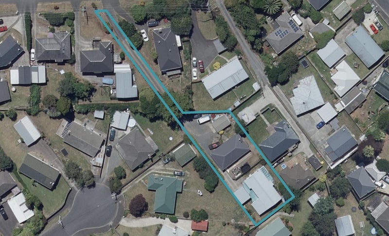 95B Mahoe Street, Melville, Hamilton - Carousel 1