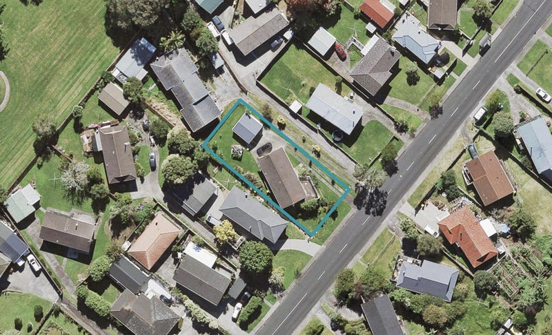 121 Farquhar Road, Glendene, Auckland - Carousel 1