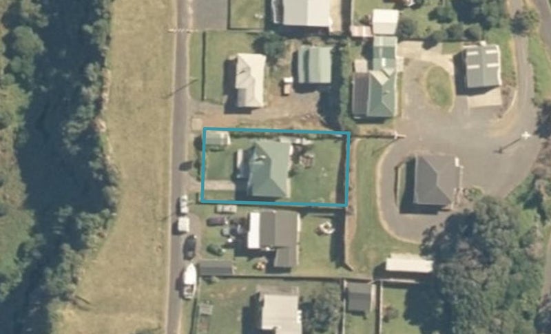 47 Aria Terrace, Mōkau - Carousel 1