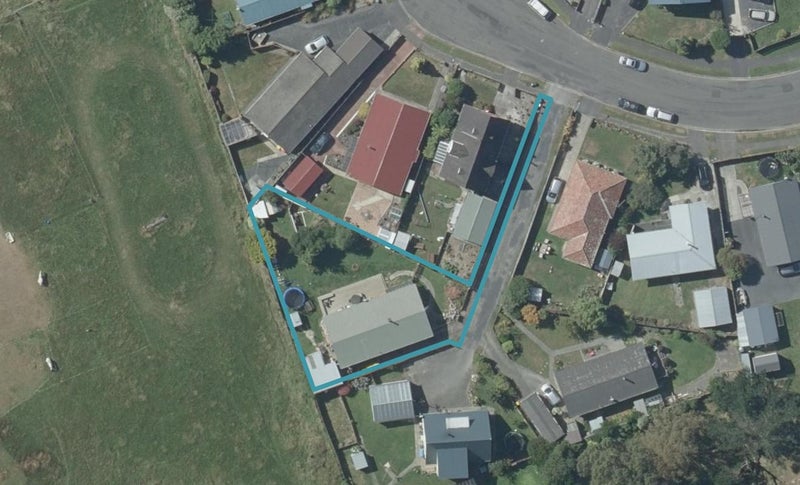 23 Dakota Place, Waldronville, Dunedin - Carousel 1