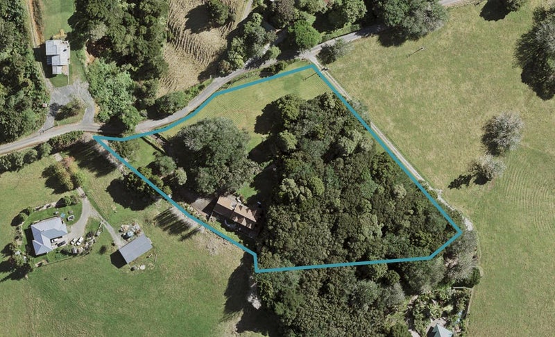 42 Coulston Road, Pukekohe - Carousel 1