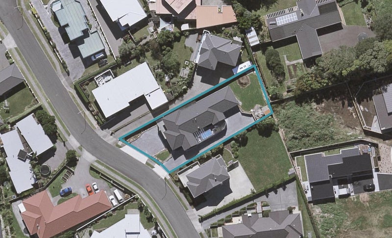 7 Nadine Stanton Drive, Bell Block, New Plymouth - Carousel 1