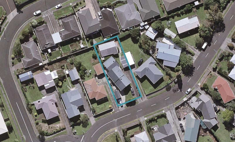 11A Riversdale Drive, Merrilands, New Plymouth - Carousel 1
