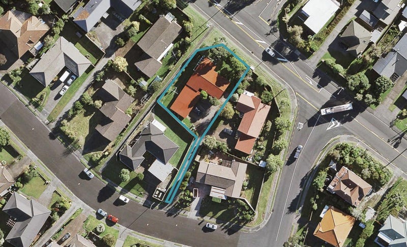 5 Mariposa Avenue, Lynfield, Auckland - Carousel 1