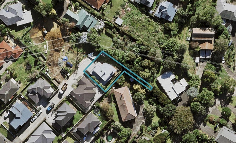 14B Carlton Street, Hillsborough, Auckland - Carousel 1