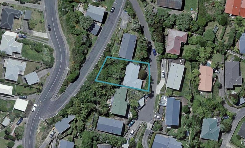 4 Innes Way, Newlands, Wellington - Carousel 1