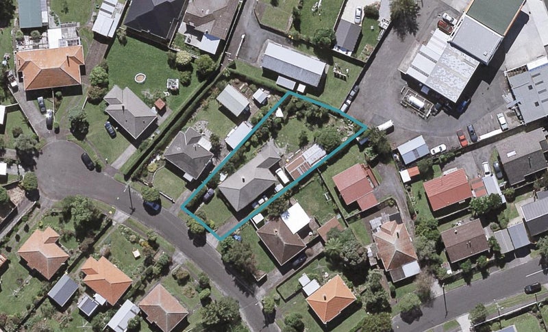 6 Raleigh Street, Vogeltown, New Plymouth - Carousel 1