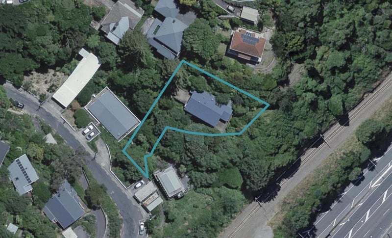 66 Sar Street, Wadestown, Wellington - Carousel 1