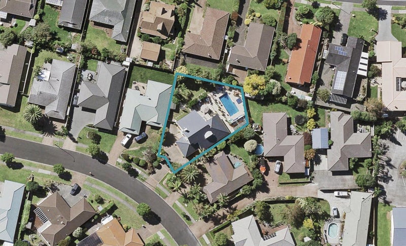 38 Bob Charles Drive, Golflands, Auckland - Carousel 1