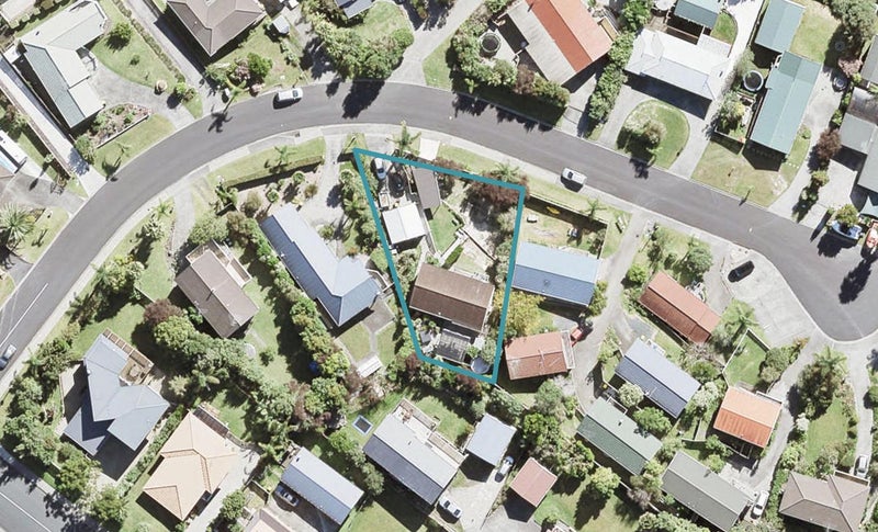 10 Jean Place, Stanmore Bay, Whangaparaoa - Carousel 1