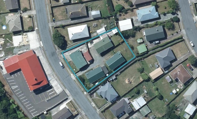 54A Kokiri Crescent, Waitangirua, Porirua - Carousel 1