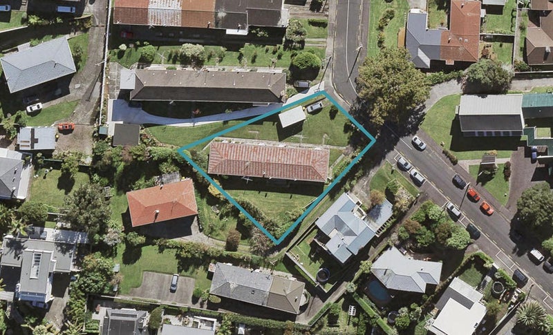 4/58 Church Street, Northcote Point, Auckland - Carousel 1