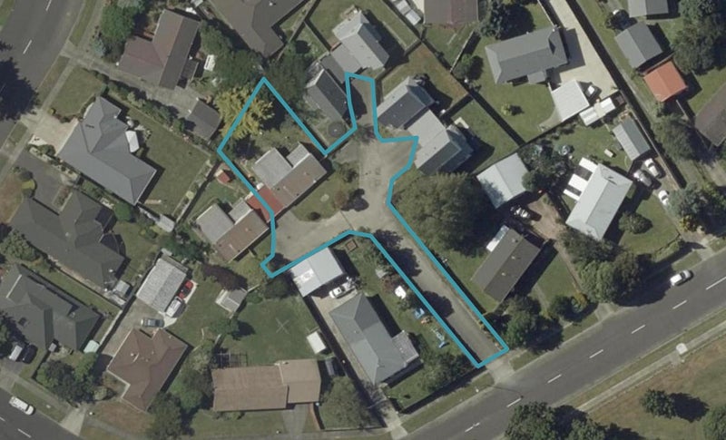 56 Clarke Avenue, Highbury, Palmerston North - Carousel 1